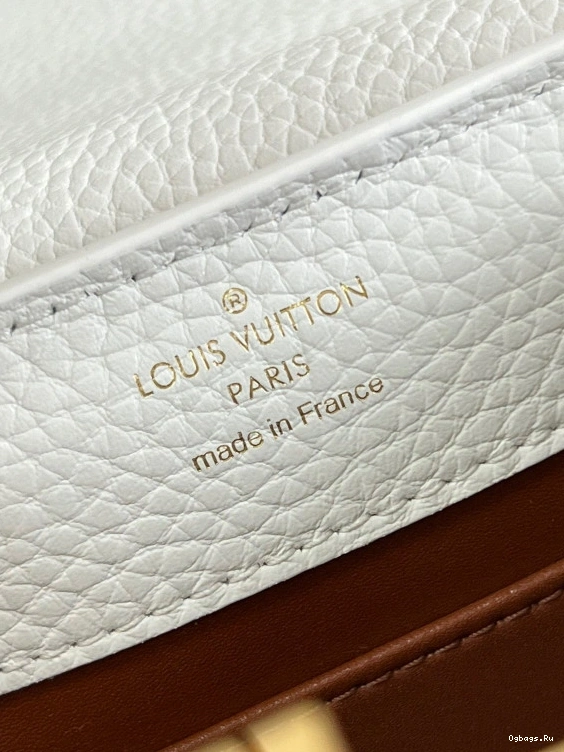 LOUIS MINI CAPUCINES VUITTON 0125